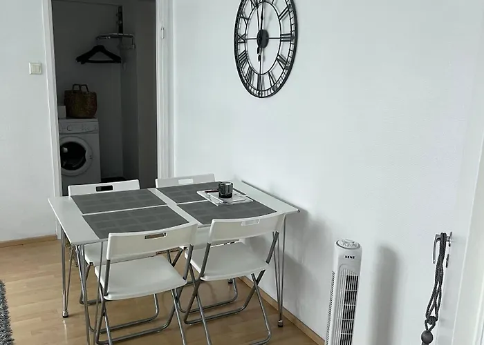 1-bd In The Heart Of The - Free Parking